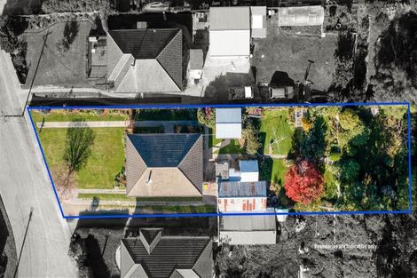 Photo of property in 19 Smith Street, Roxburgh, 9500
