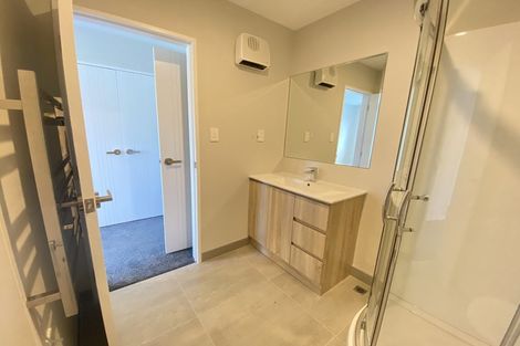 Photo of property in 39 Kaimai Avenue, Massey, Auckland, 0614