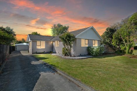Photo of property in 62 Oakley Crescent, Hornby, Christchurch, 8042