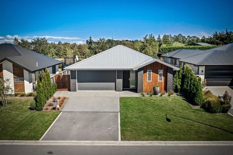 Photo of property in 16 Hungerford Drive, Rolleston, 7615