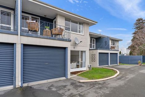 Photo of property in 4/53 Brockworth Place, Riccarton, Christchurch, 8011