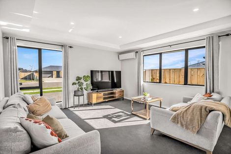 Photo of property in 13 Nathaniel Archer Street, Woodend, 7610