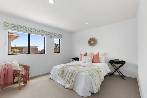 Photo of property in 1008 Papamoa Beach Road, Papamoa Beach, Papamoa, 3118