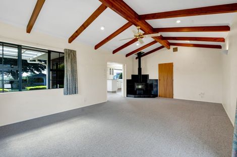 Photo of property in 37 Pembroke Road East, Stratford, 4332