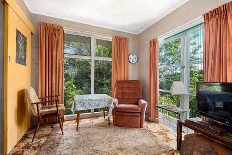 Photo of property in 156 Sunset Road, Unsworth Heights, Auckland, 0632