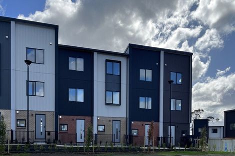 Photo of property in 2/60 Selo Street, Glen Eden, Auckland, 0602