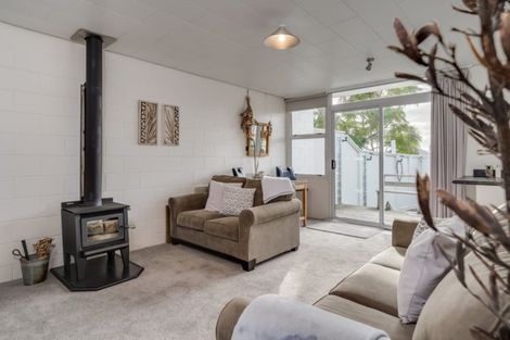 Photo of property in 1/4 Tahara Crescent, Mount Maunganui, 3116