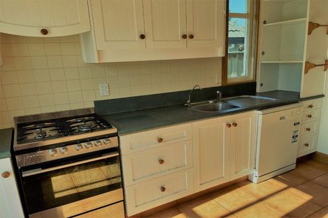 Photo of property in 3 Carow Street, Palmerston North, 4410