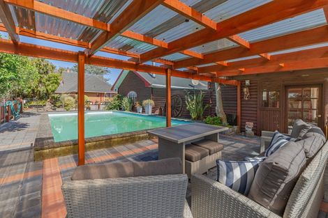 Photo of property in 389 Kawiu Road, Levin, 5510