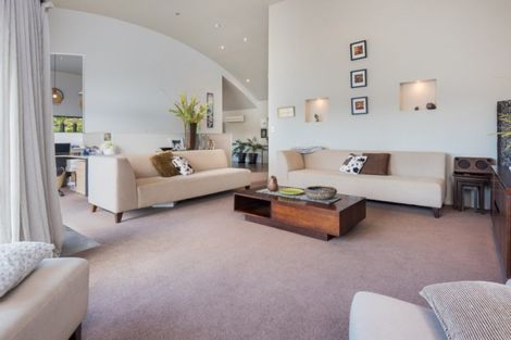 Photo of property in 2 Marina View, Waikawa, Picton, 7281