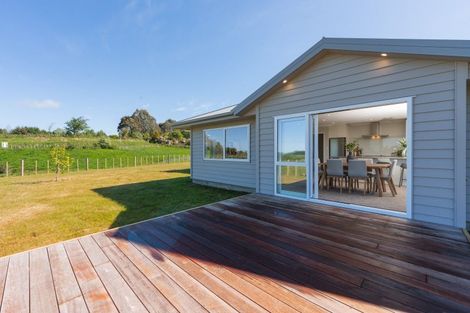 Photo of property in 30 Henderson Street, Kimbolton, 4774