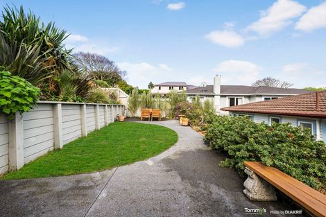 Photo of property in 36b Simla Crescent, Khandallah, Wellington, 6035