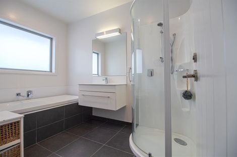 Photo of property in 25a Leistrella Road, Hoon Hay, Christchurch, 8025