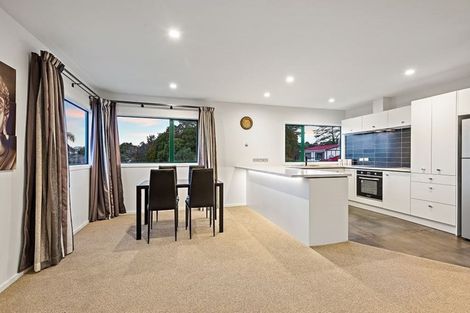 Photo of property in 7 Longview Rise, Massey, Auckland, 0614