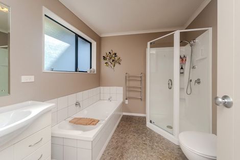 Photo of property in 34a Akatarawa Road, Brown Owl, Upper Hutt, 5018