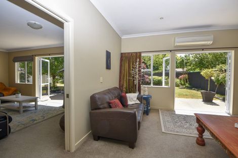 Photo of property in 26 Deller Drive, Carterton, 5713