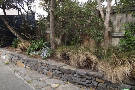 Photo of property in 218u8 Onepu Road, Lyall Bay, Wellington, 6022