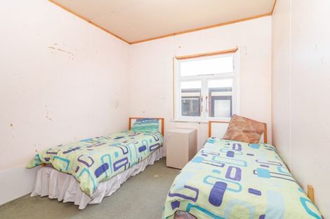 Photo of property in 11 Ashton Terrace, Castlecliff, Whanganui, 4501