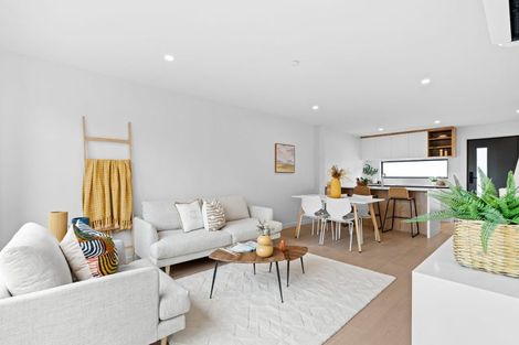 Photo of property in 135 Lincoln Road, Addington, Christchurch, 8024