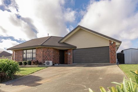 Photo of property in 4 Nevada Way, Kelvin Grove, Palmerston North, 4414