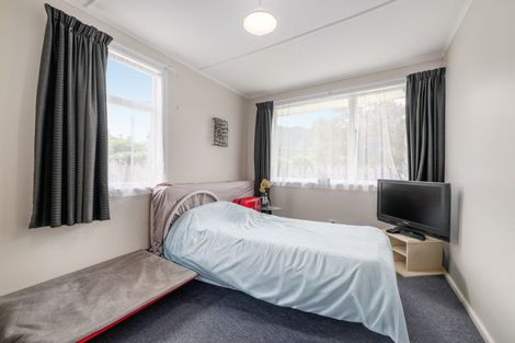 Photo of property in 14 Wairau Road, Picton, 7220
