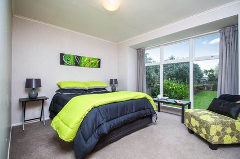 Photo of property in 12 Dreifuss Place, Mangere East, Auckland, 2024