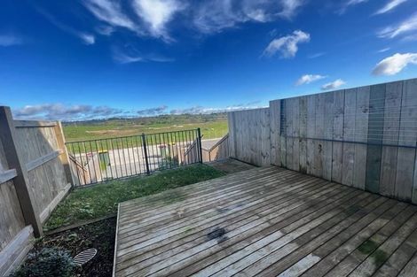 Photo of property in 96 Tarapuka Road, Westgate, Auckland, 0814