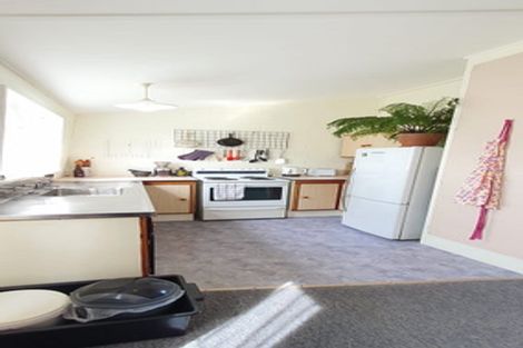 Photo of property in 50u2 Buckley Road, Southgate, Wellington, 6023