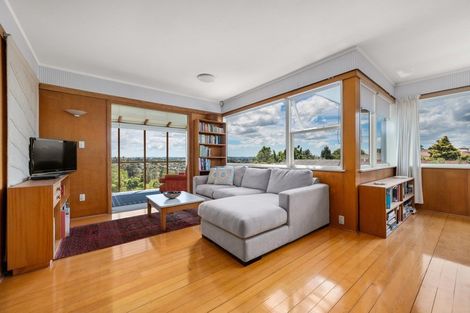 Photo of property in 275 Don Buck Road, Massey, Auckland, 0614