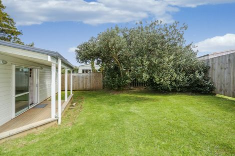 Photo of property in 7 Volante Avenue, Wattle Downs, Auckland, 2103