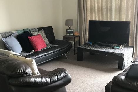Photo of property in 9 Lemon Tree Lane, Flat Bush, Auckland, 2019