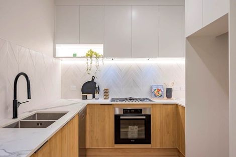 Photo of property in 30c Beulah Avenue, Rothesay Bay, Auckland, 0630