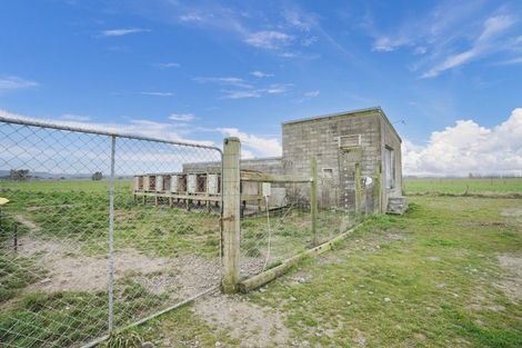 Photo of property in 565 Otautau Wreys Bush Road, Waikoura, Otautau, 9689