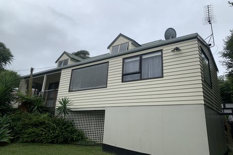 Photo of property in 1/15 Sunnynook Road, Forrest Hill, Auckland, 0620