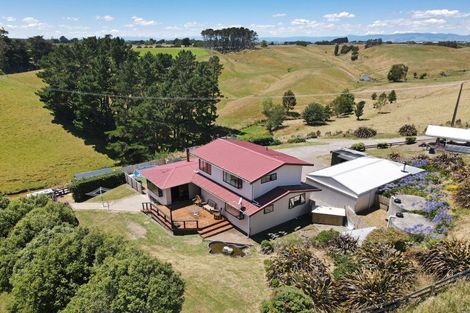 Photo of property in 270 Halcombe Road, Feilding, 4775