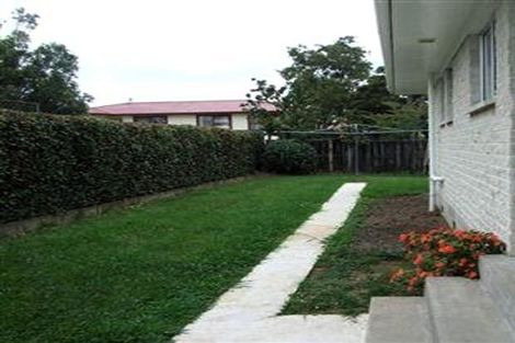 Photo of property in 1/28 Taipari Road, Te Atatu Peninsula, Auckland, 0610