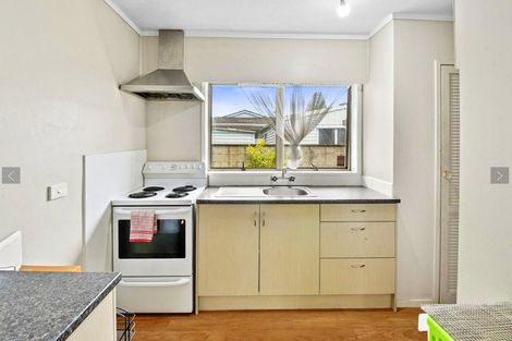 Photo of property in 1/7 Tulloch Place, Conifer Grove, Takanini, 2112