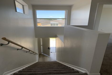 Photo of property in 2 Softwood Avenue, Takanini, 2110