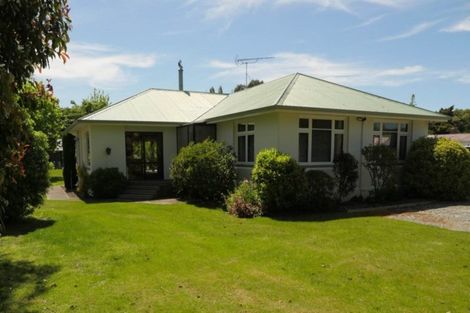 Photo of property in 1 Douglas Road, Amberley, 7410