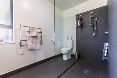 Photo of property in 14 Centre Road, Matamau, Dannevirke, 4977