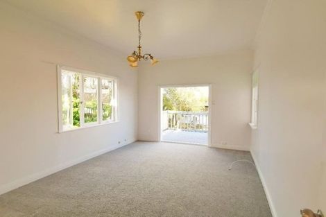 Photo of property in 1 Gilliam Street, New Lynn, Auckland, 0600