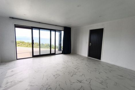 Photo of property in 18 Boeing Way, Newlands, 6037