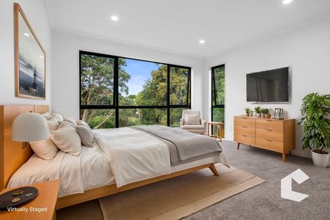 Photo of property in 24c Scarlock Avenue, Browns Bay, Auckland, 0630