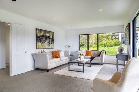 Photo of property in 1/55 Nigel Road, Browns Bay, Auckland, 0630