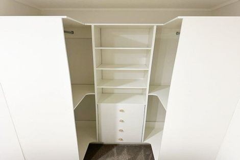 Photo of property in 1/57 Aeroview Drive, Beach Haven, Auckland, 0626