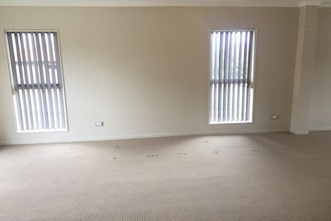 Photo of property in 19 Kokako Rise, Papakura, 2110