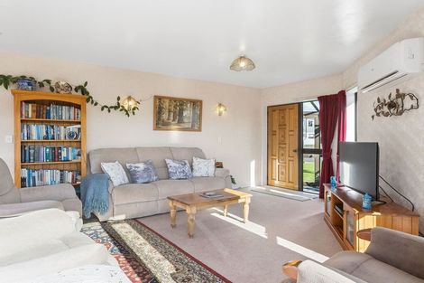 Photo of property in 11 Hunter Street, Westport, 7825