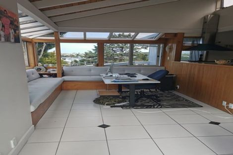 Photo of property in 50 Girrahween Drive, Totara Vale, Auckland, 0629