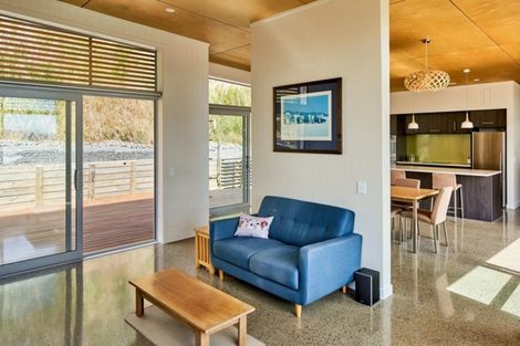 Photo of property in 3 Pacific View, Whitby, Porirua, 5024