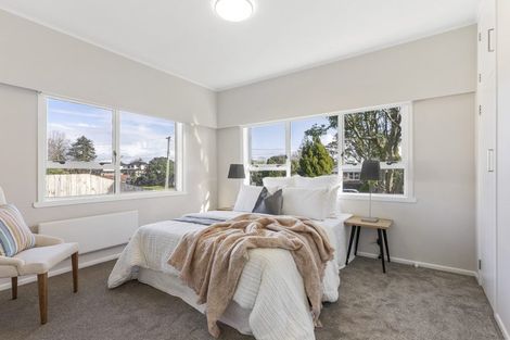 Photo of property in 32 Landon Avenue, Mangere East, Auckland, 2024